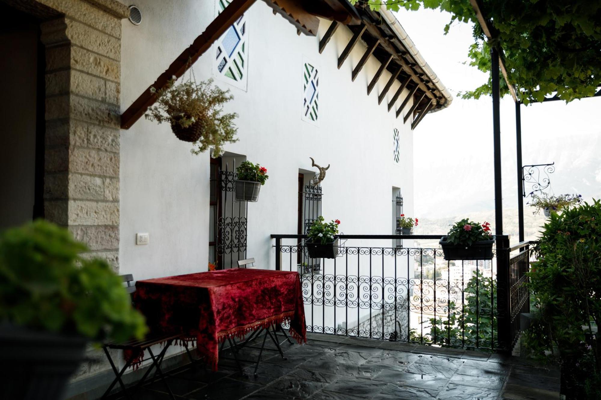 Boutique Hotel Musee Gjirokastër Exteriér fotografie
